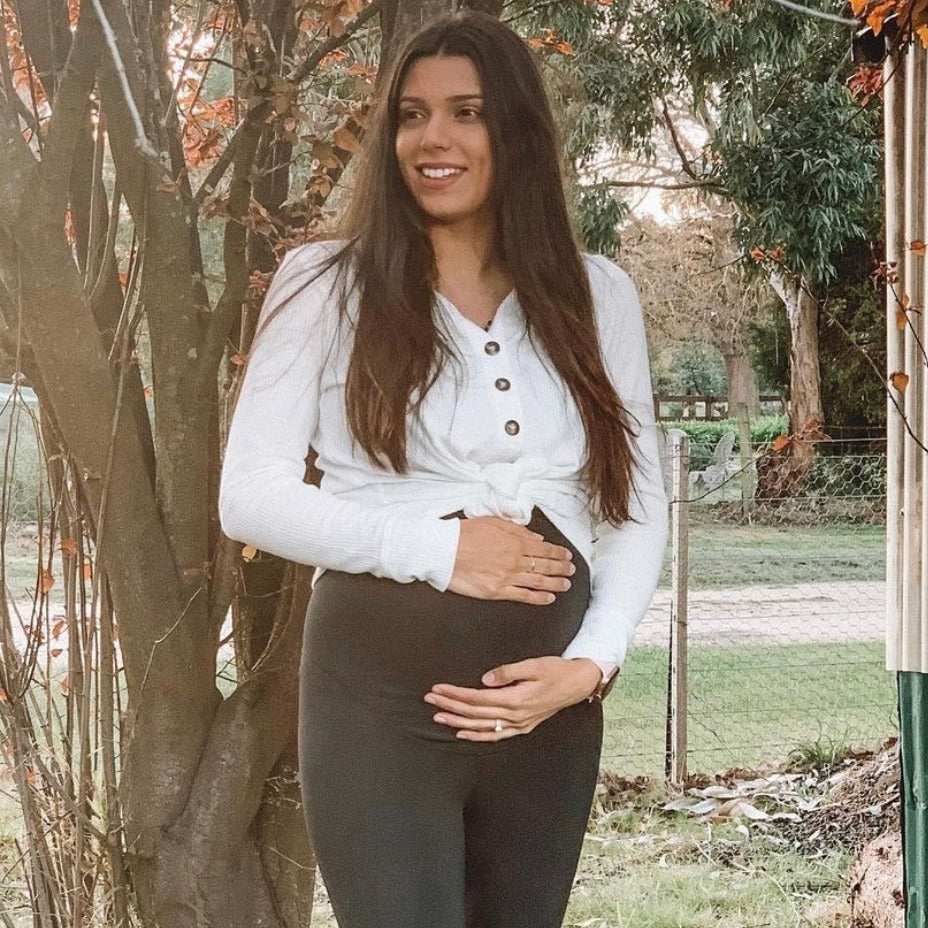 The Bundle That Says “Yes I’m Pregnant — and Still Got It”