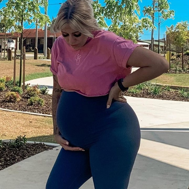 The leggings that make pregnancy look like a fashion statement