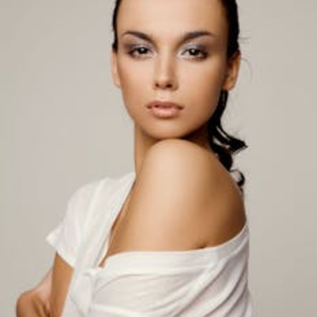 Unlock Confidence & Comfort: Discover the Must-Have Leggings Every Postpartum Mom Swears By!