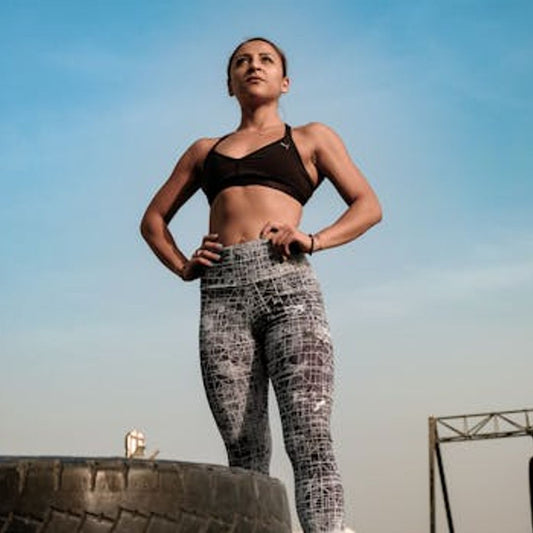 Rediscover Your Style: The Perfect Postpartum Crop Tops for Fitness and Fashion by Emamaco®